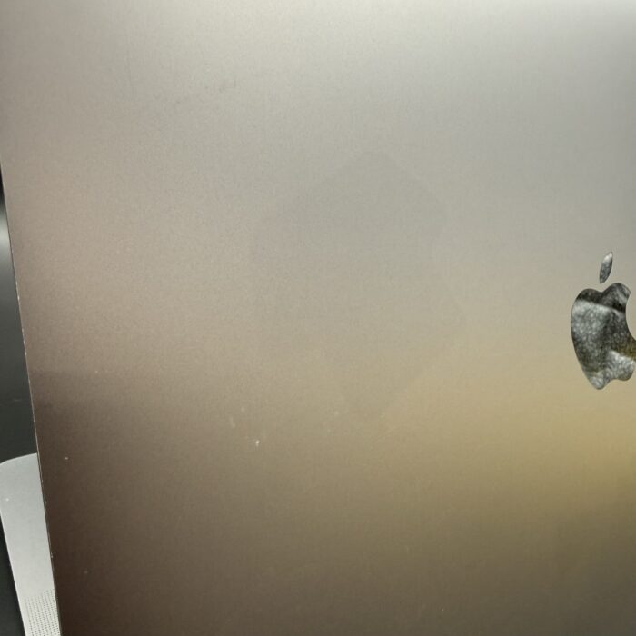 Macbook Pro M1 13" 512GB | 16GB Ram | Space Grey - Image 4