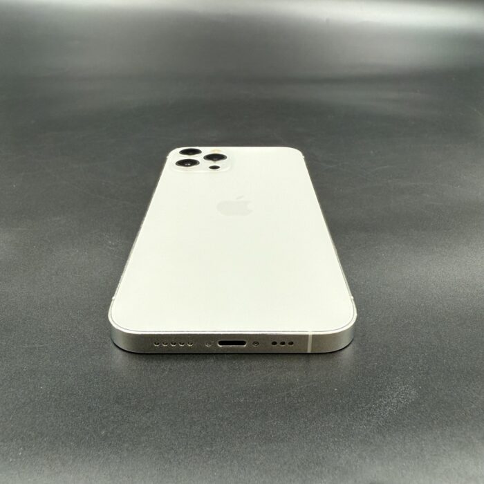 iPhone 12 Pro 128GB Silver - Image 3