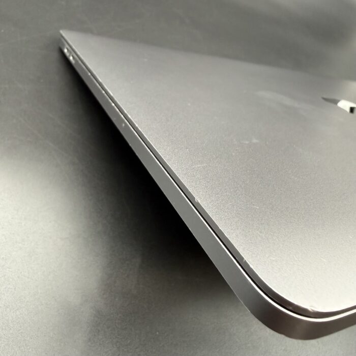 Macbook Pro M1 13" 512GB | 16GB Ram | Space Grey - Image 6