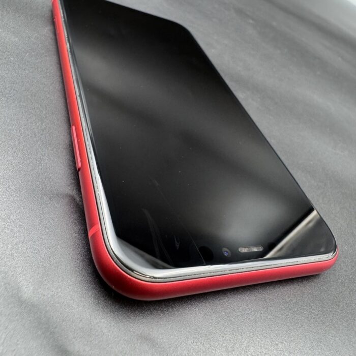 iPhone 11 64GB (Product) Red - Image 6