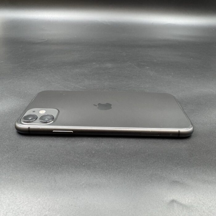iPhone 11 64GB Black - Image 2