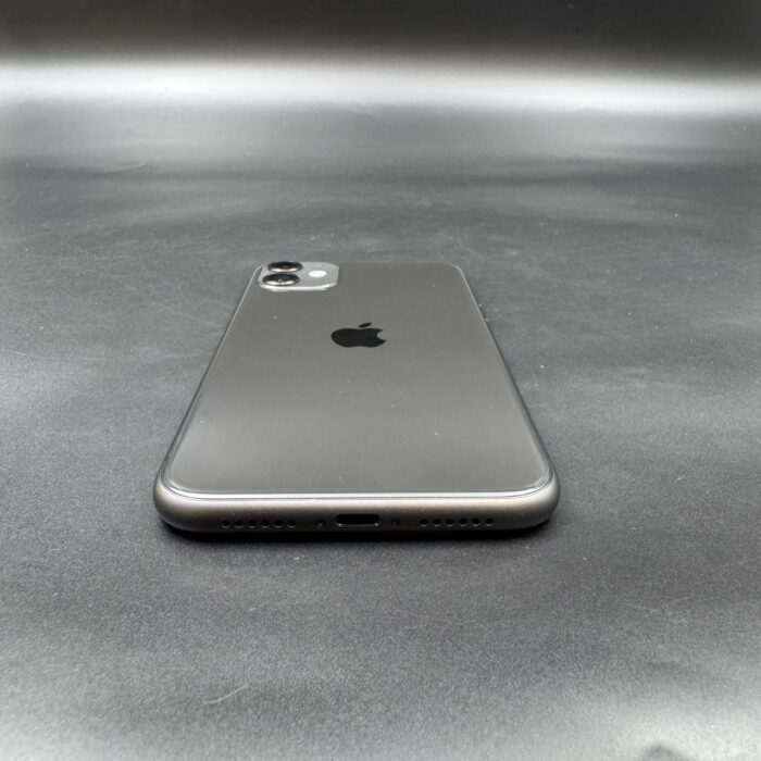 iPhone 11 64GB Black - Image 3