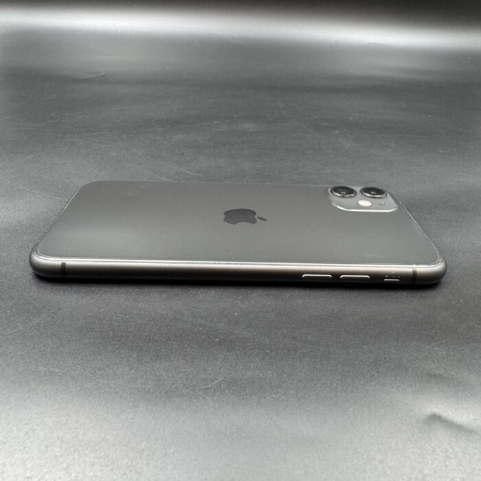 iPhone 11 64GB Black - Image 4