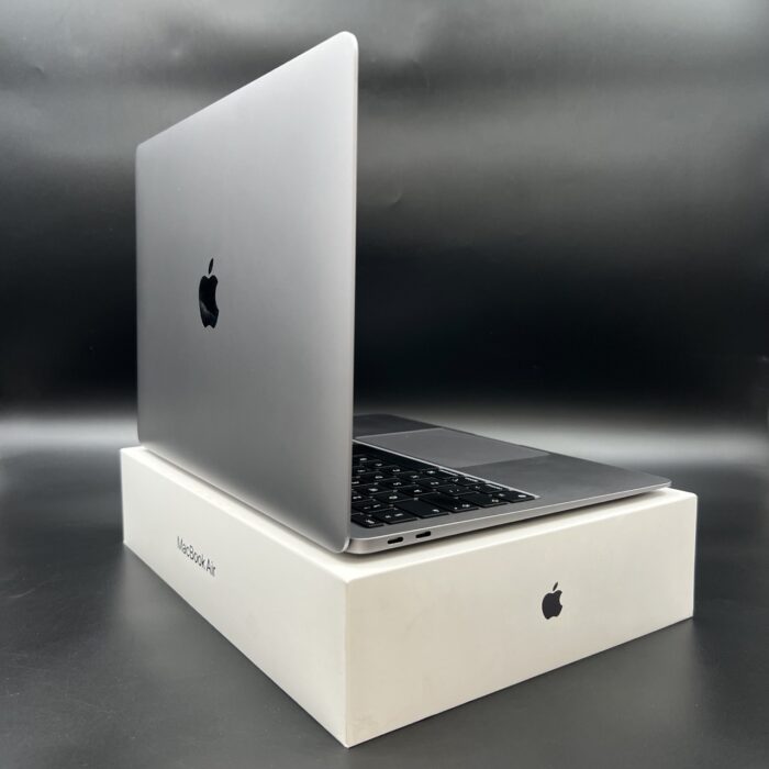 Macbook Air M1 13" 8GB 256GB Space Grey - Image 3