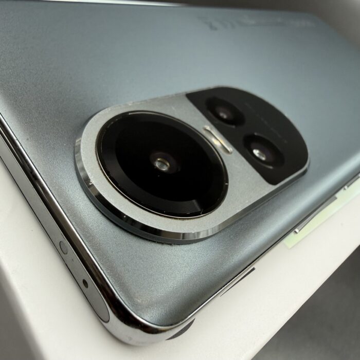 OPPO Reno10 5G 256GB Silvery Grey - Image 7