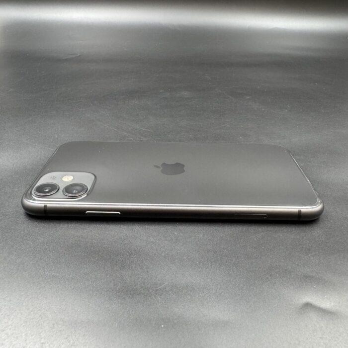 iPhone 11 64GB Black - Image 2