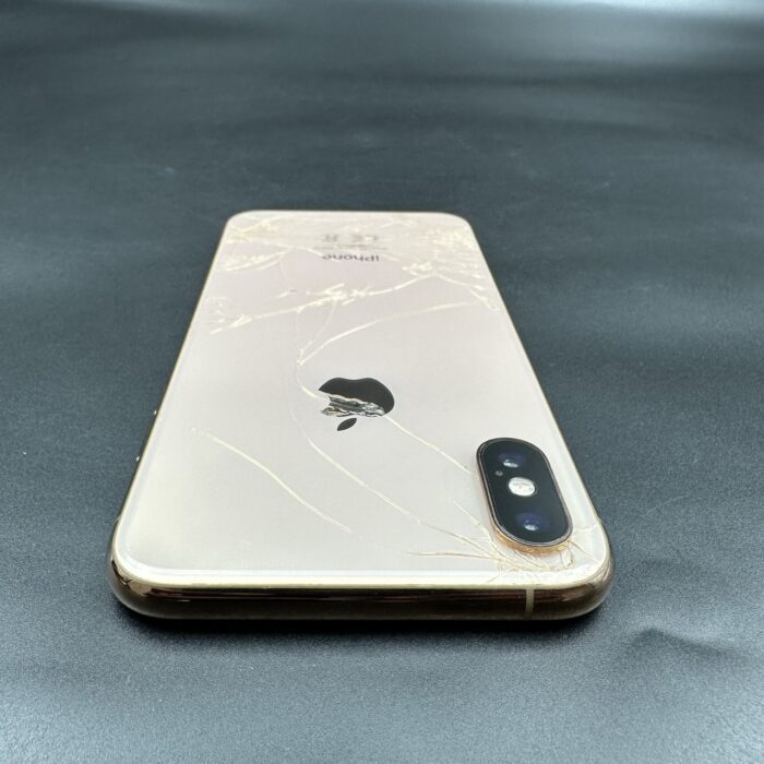 iPhone XS 64GB Gold (Cracked Back) - Image 5