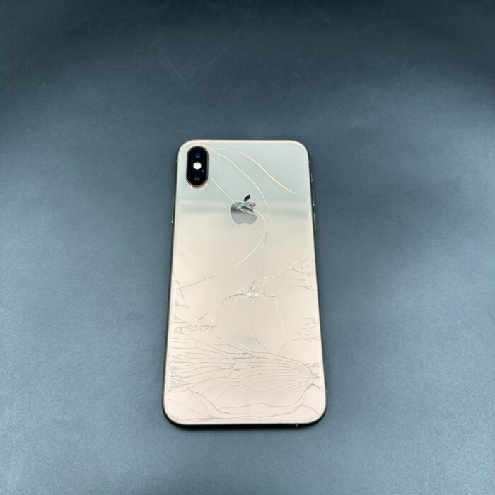 iPhone XS 64GB Gold (Cracked Back) - Image 7
