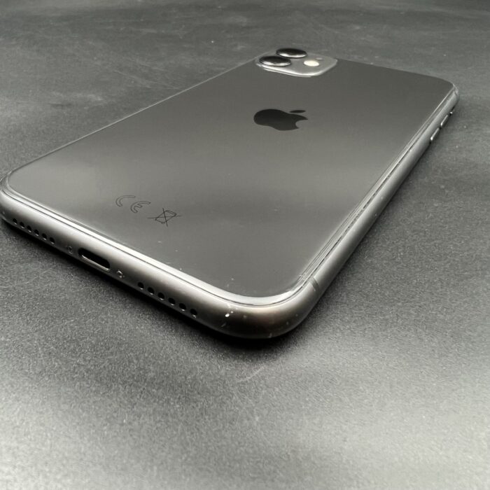 iPhone 11 64GB Black - Image 4