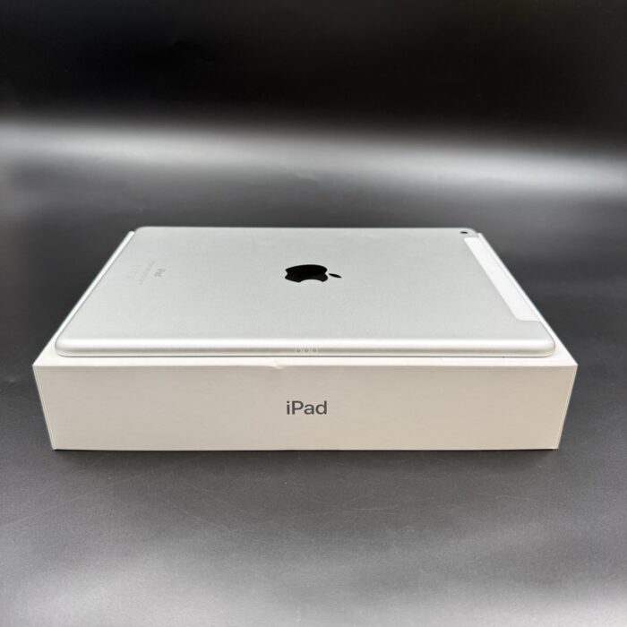 iPad (9th Gen) 256GB Wi-Fi + Cellular  Silver - Image 5