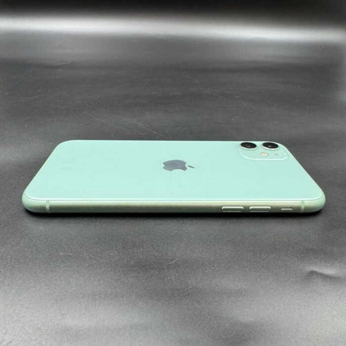iPhone 11 128GB Green - Image 4