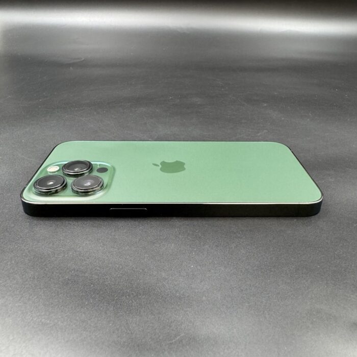 iPhone 13 Pro 256GB Green - Image 2