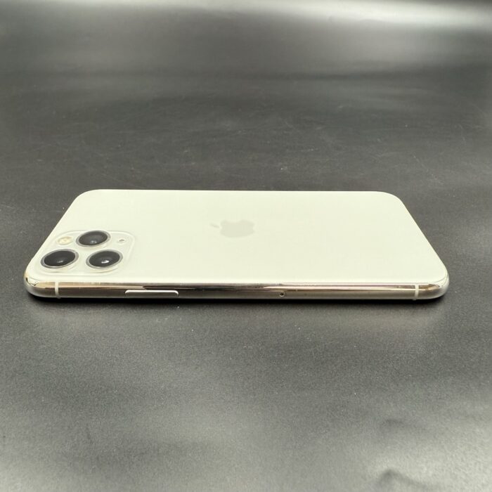 iPhone 11 Pro 64GB Silver - Image 2