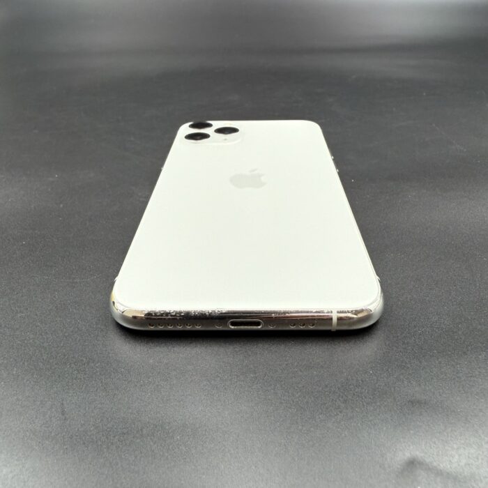 iPhone 11 Pro 64GB Silver - Image 3