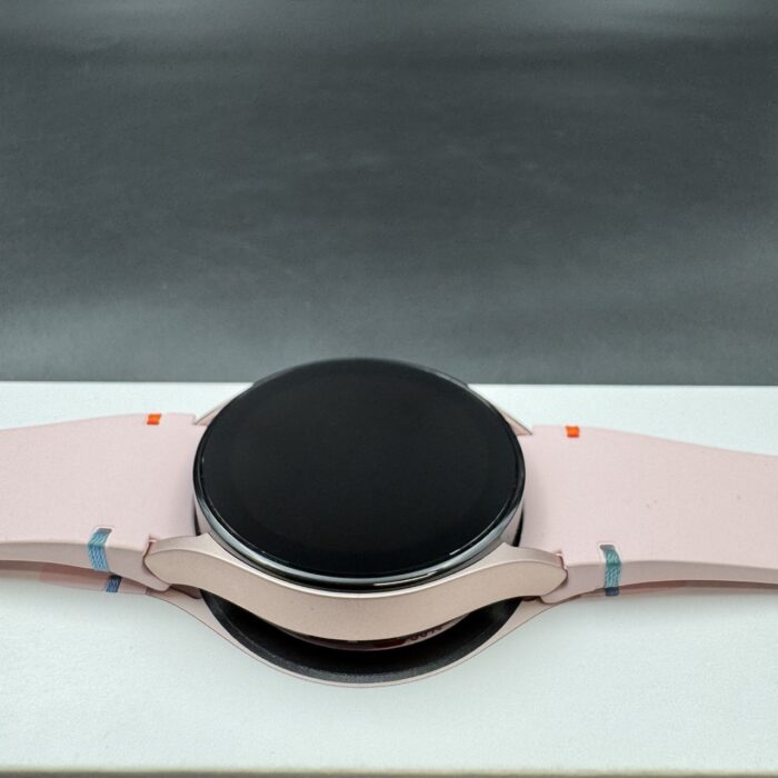 Samsung Galaxy Watch FE 40MM Pink - Image 3