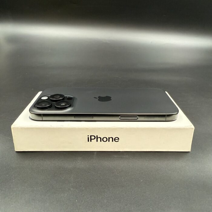 iPhone 16 Pro 128GB Black Titanium - Image 3