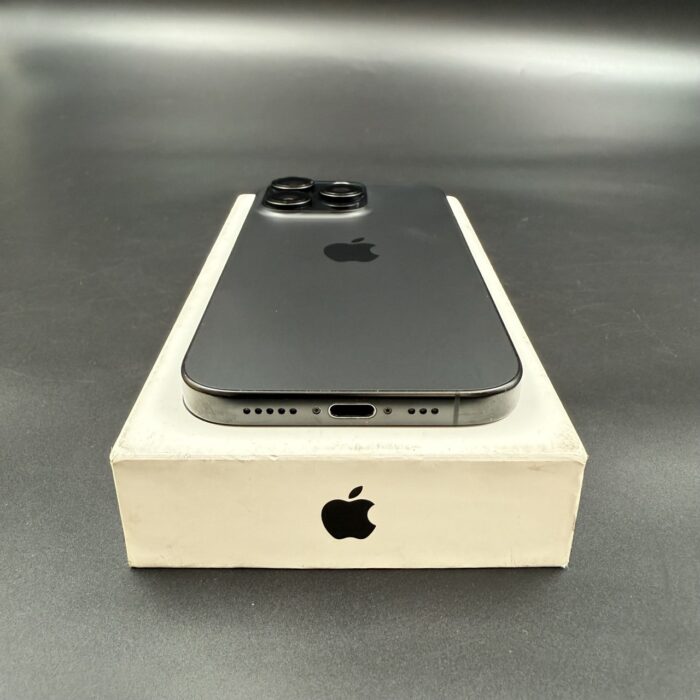iPhone 16 Pro 128GB Black Titanium - Image 4