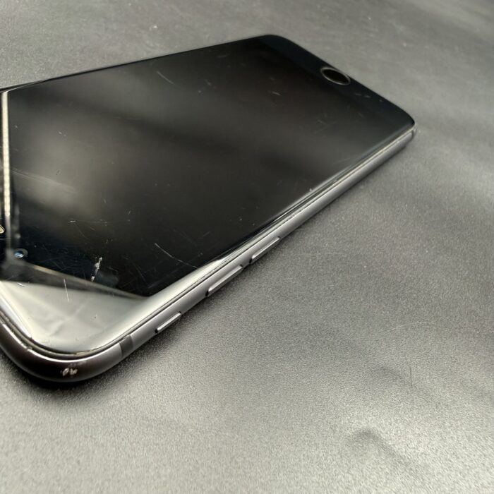 iPhone 8 64GB Space Grey - Image 7