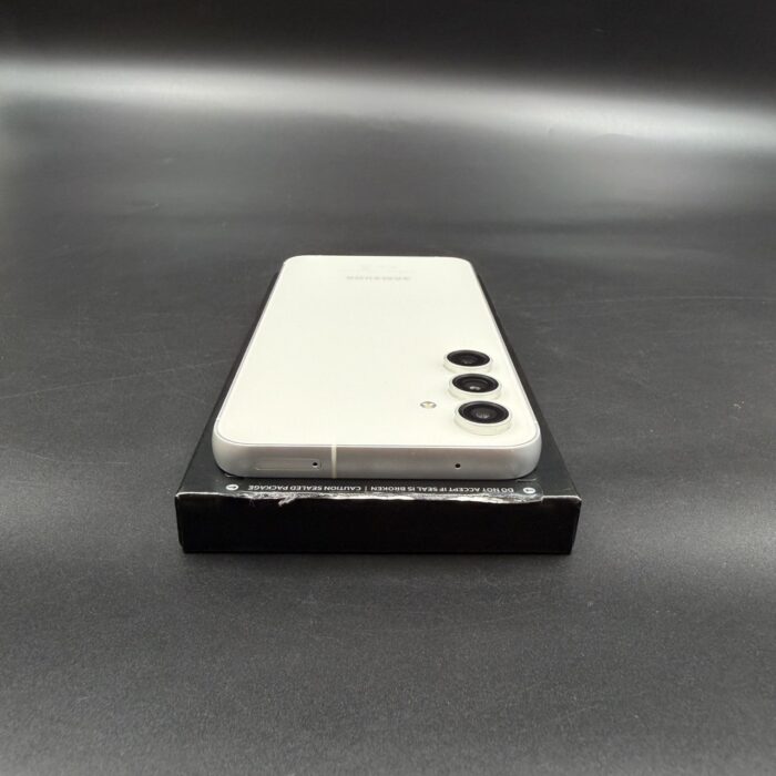 Samsung Galaxy S23FE 256GB Cream - Image 6