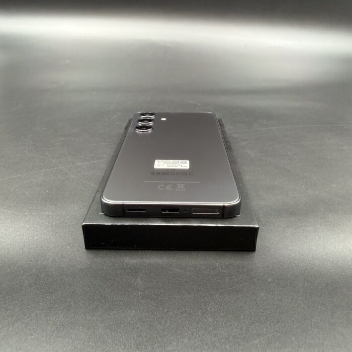 Samsung Galaxy S24 256GB Phantom Black - Image 4