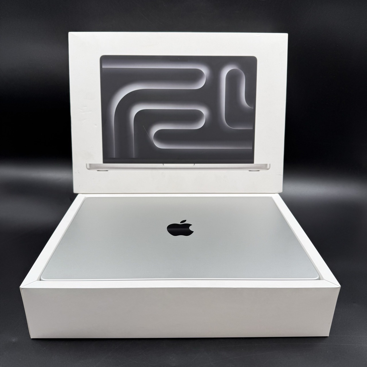 MacBook Pro M3 14インチ 2024 8/512 Sliver Apple MacBook Pro 14