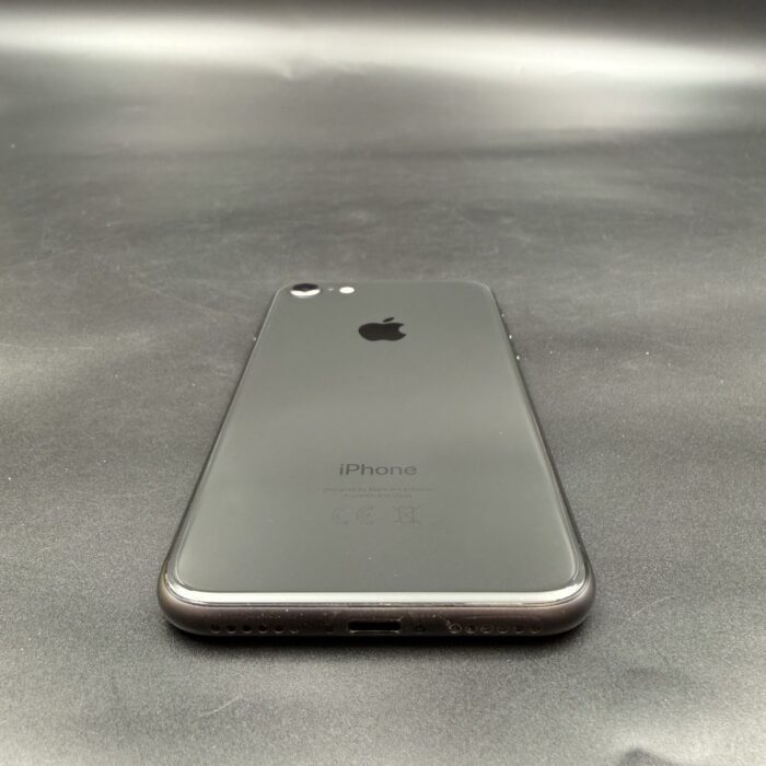 iPhone 8 64GB Space Grey - Image 3