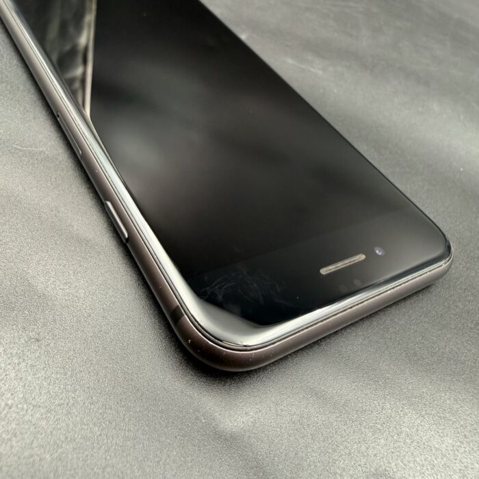 iPhone 8 64GB Space Grey - Image 7