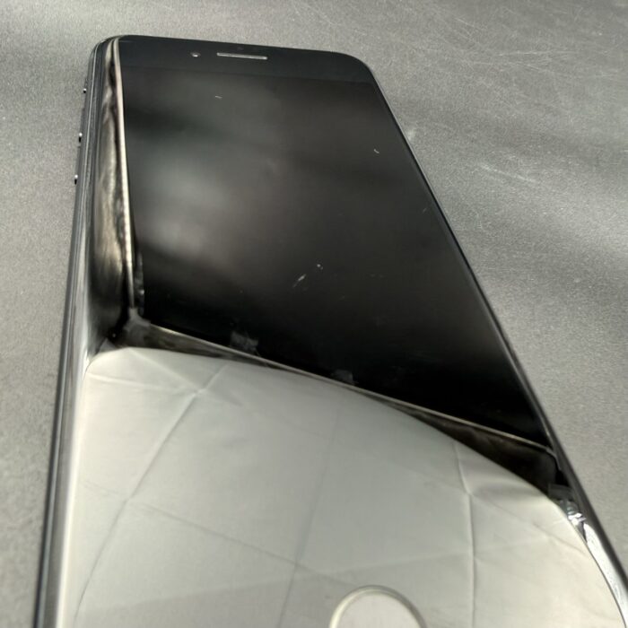 iPhone SE (3rd generation) 64GB Midnight - Image 7