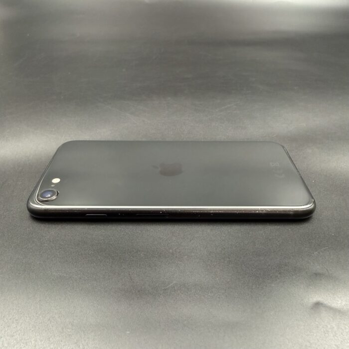 iPhone SE (2nd Gen) Black - Image 2