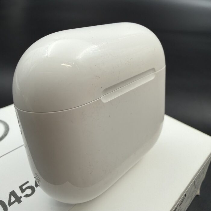 Apple Airpods 4 Active Noise Cancelling - Image 3