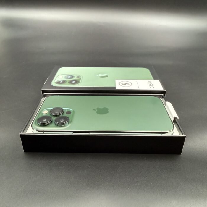 iPhone 13 Pro 256GB Alpine Green - Image 2
