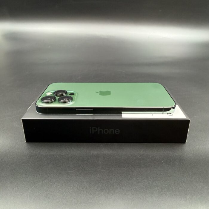iPhone 13 Pro 256GB Alpine Green - Image 3