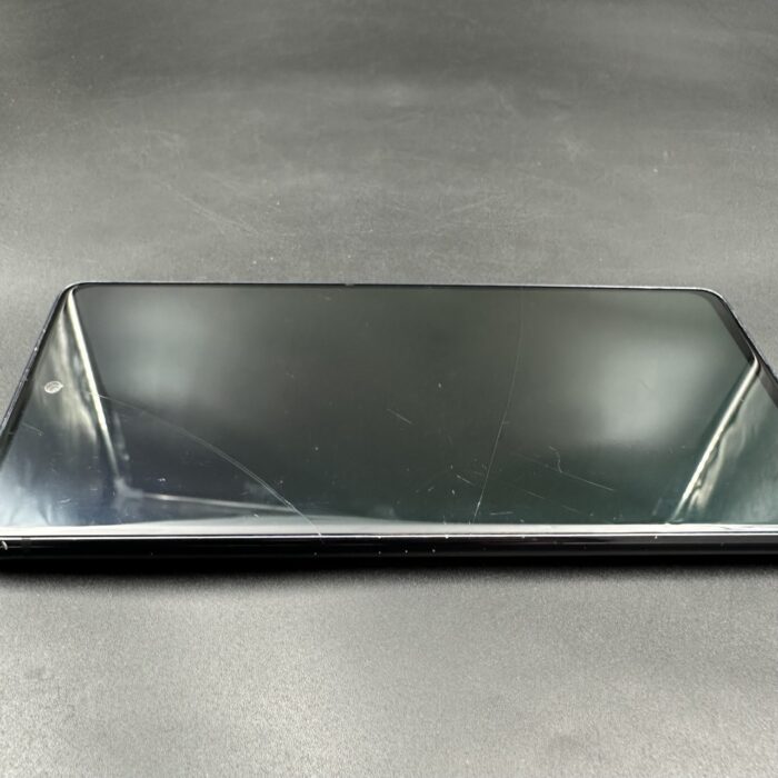 Samsung Galaxy S20 FE 128GB Dual Sim Blue (Cracked Screen) - Image 8