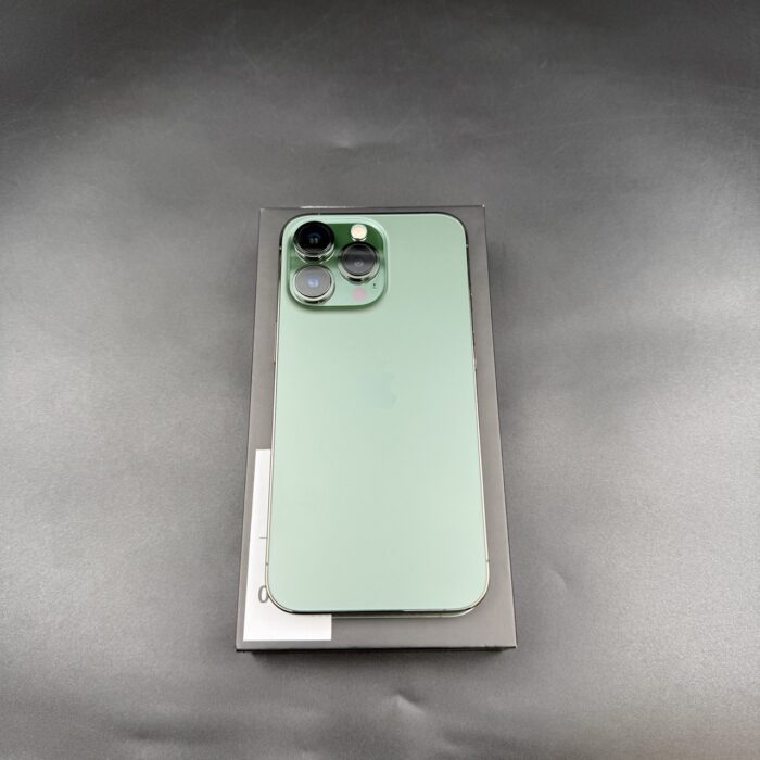 iPhone 13 Pro 256GB Alpine Green - Image 8