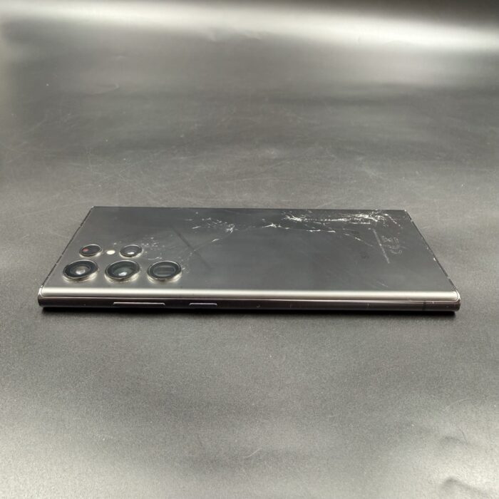 Samsung Galaxy S22 Ultra 256GB Phantom Black (Cracked Back) - Image 2