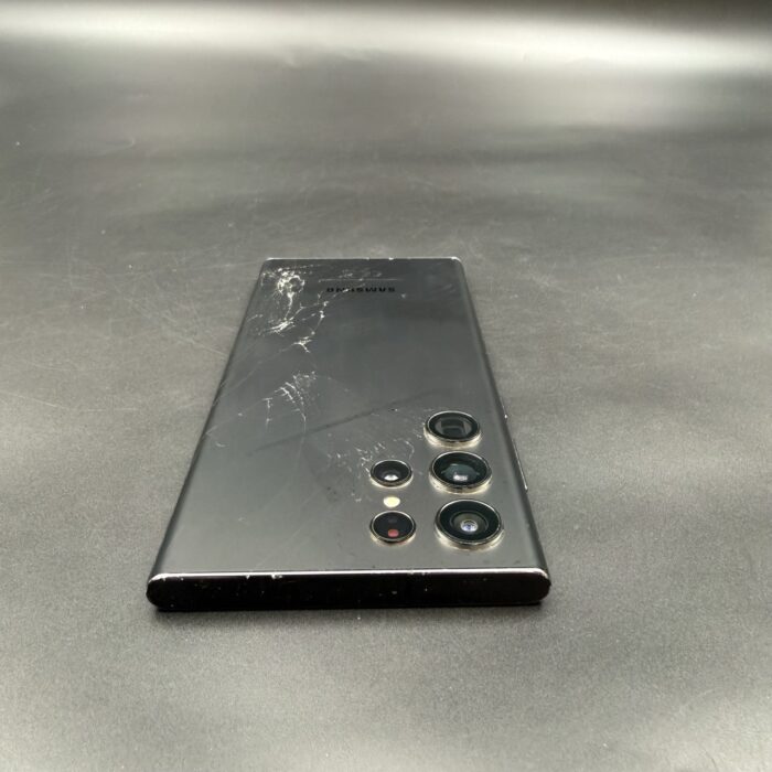 Samsung Galaxy S22 Ultra 256GB Phantom Black (Cracked Back) - Image 5