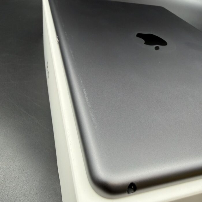 iPad 9th Generation 64GB Wifi Space Grey - Image 6
