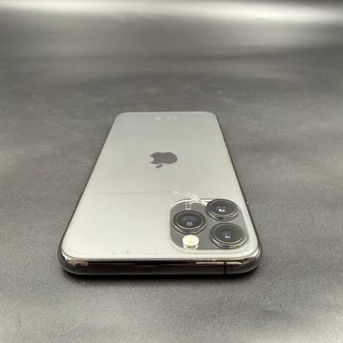 iPhone 11 Pro 512GB Space Grey (Cracked Back) - Image 5