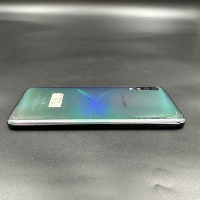 Samsung Galaxy A70 128GB Black - Image 4