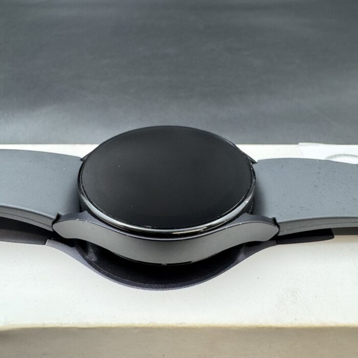 Samsung Galaxy Watch 5 40MM Black - Image 3