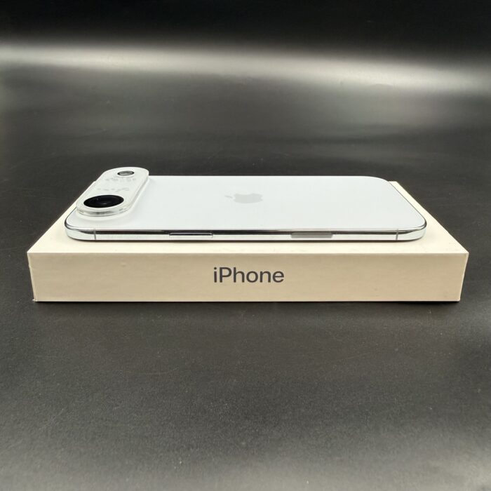 iPhone Air 256GB Sky Blue (Screen Protector + Camera Protector + Cover Included) - Image 3