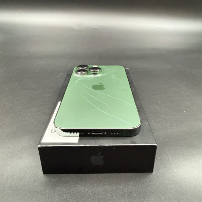 iPhone 13 Pro 128GB Alpine Green (Cracked Back) - Image 4