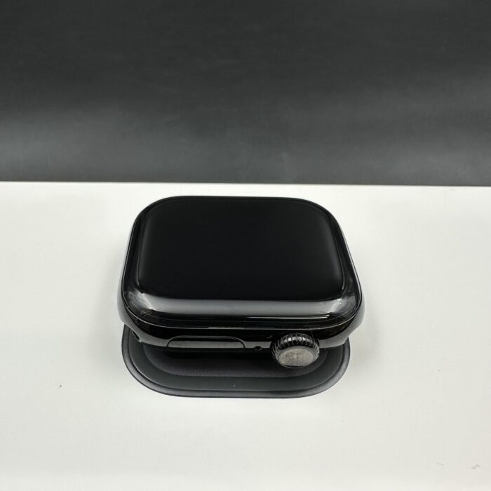 Apple Watch Series 10 42MM Jet Black - Image 4