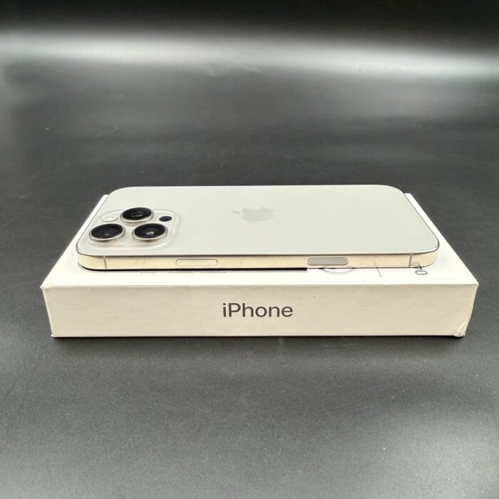 iPhone 16 Pro Max 256GB White Titanium - Image 3