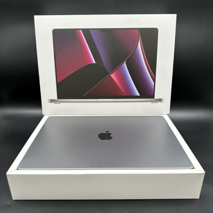MacBook Pro 16" M2 Pro Chip 16GB Ram 1TB Space Grey - Image 2