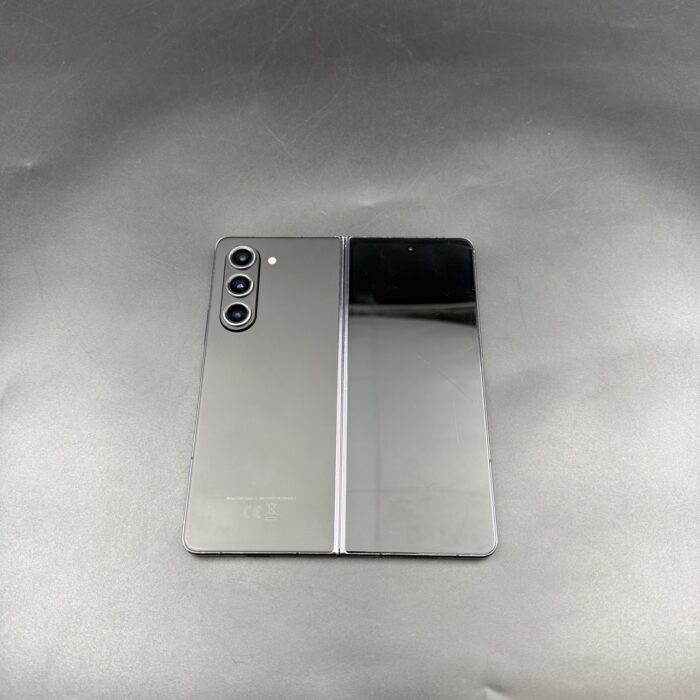 Samsung Z Fold 5 256GB Phanton Black - Image 9