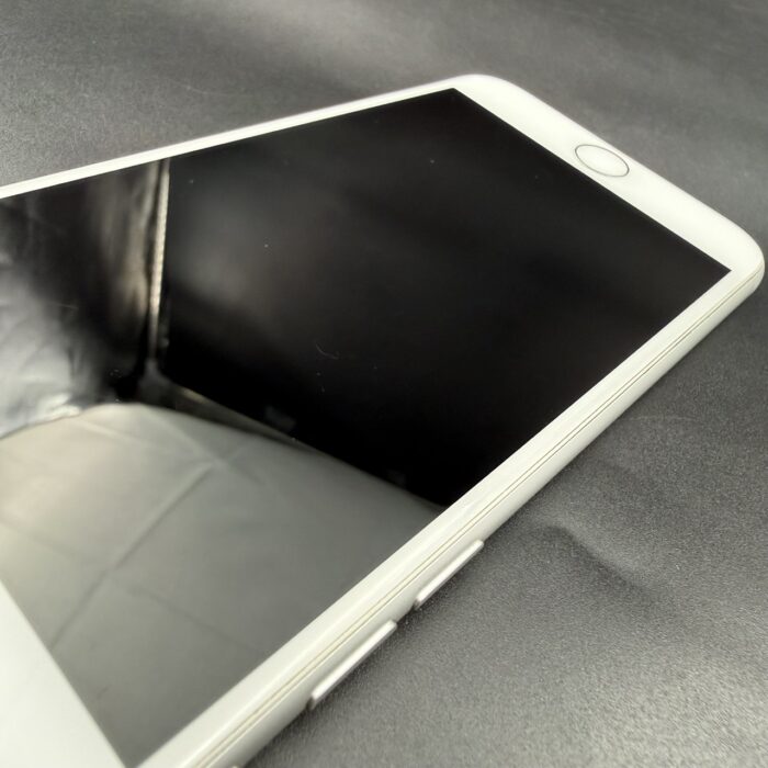 iPhone 8 64GB White - Image 6