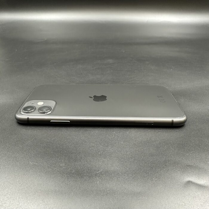 iPhone 11 128GB Black - Image 2