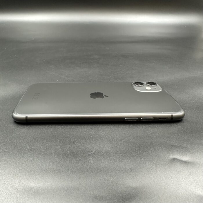 iPhone 11 128GB Black - Image 4