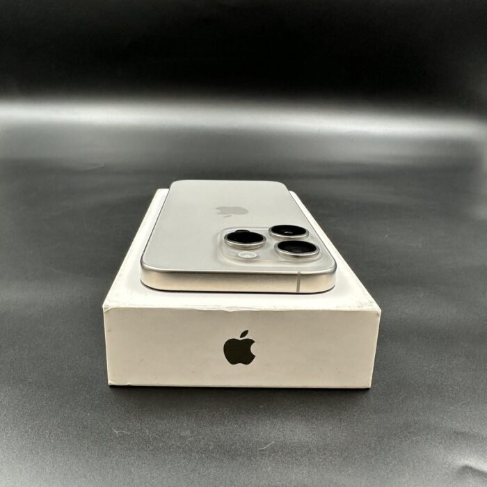iPhone 15 Pro 256GB Natural Titanium - Image 8